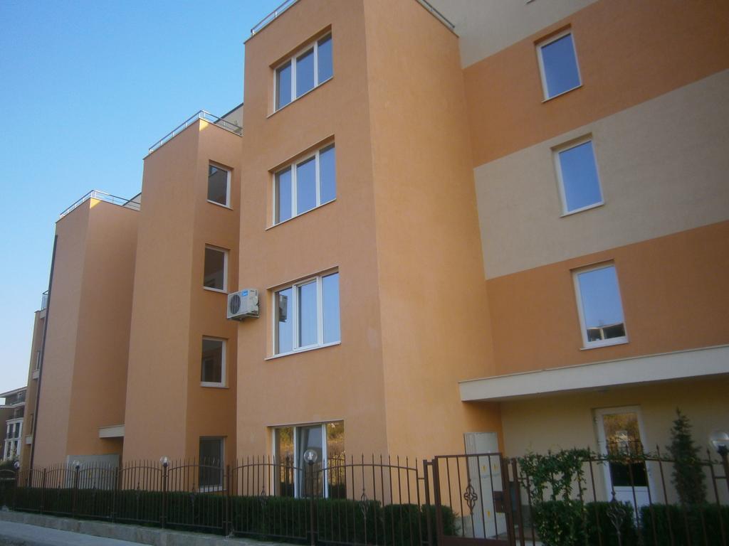 Anna Marina Apartments 圣弗拉斯 外观 照片