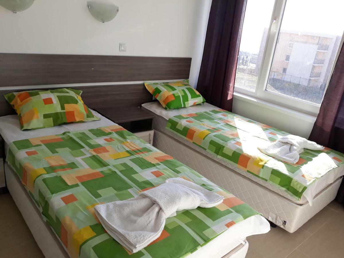 Anna Marina Apartments 圣弗拉斯 外观 照片
