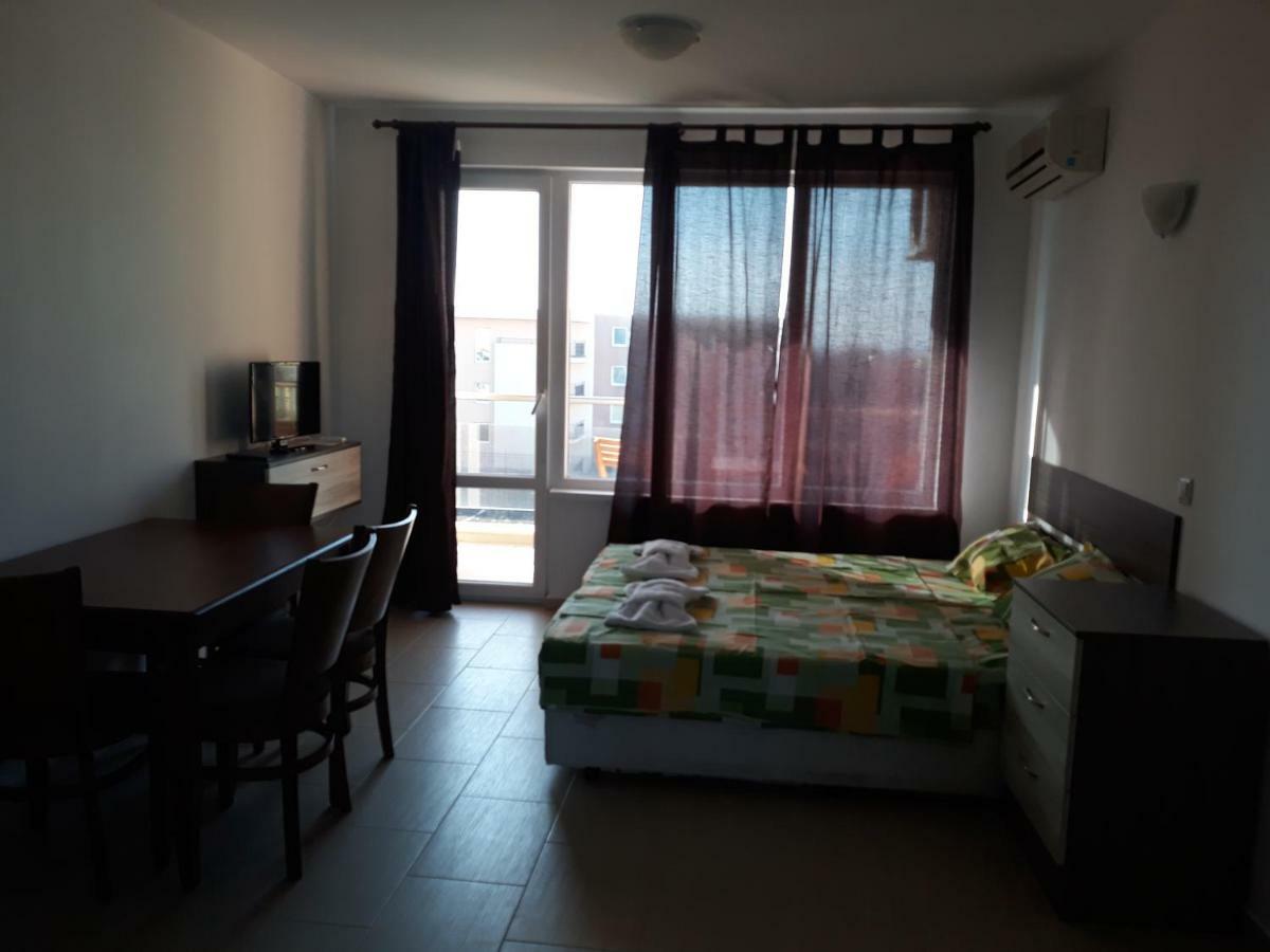 Anna Marina Apartments 圣弗拉斯 外观 照片