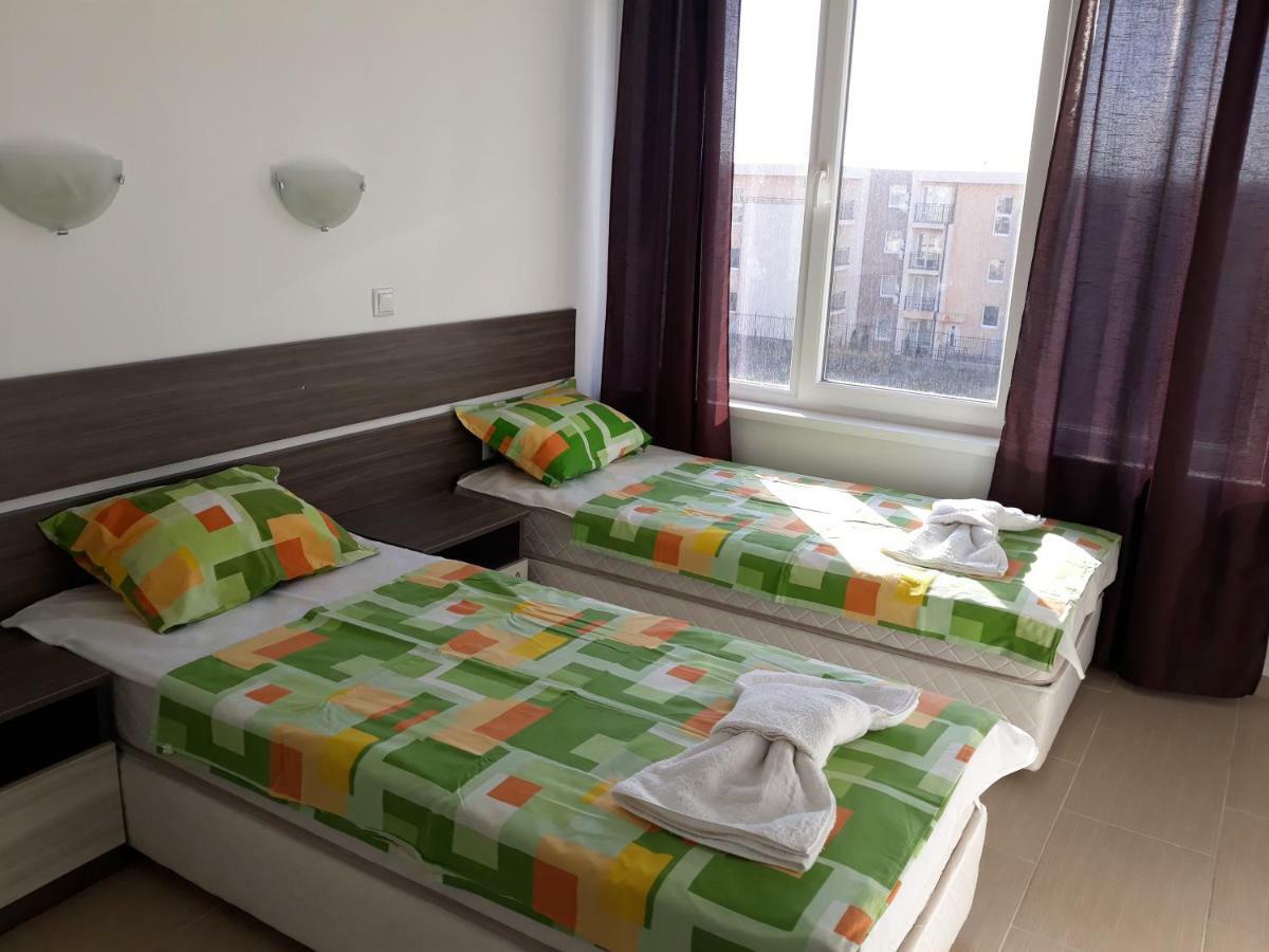 Anna Marina Apartments 圣弗拉斯 外观 照片